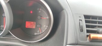Predaj Mazda 3 r.v.2004 - 7