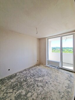 NOVOSTAVBA - PREDÁM 2 IZBOVÝ BYT S VEĽKOU LOGGIOU - 7