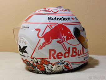 Max Verstappen 2025 Red Bull VC Japonsko F1 prilba 1:2 - 7