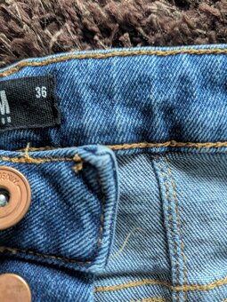 Rifle na gombíky - 7