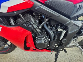 Honda CBR 650R - 7