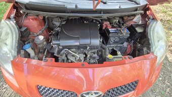 Toyota Yaris - 7