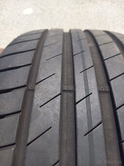 Predam letne pneu 225/40 R18 - 7
