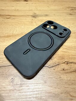 Ochranné Krity na iPhone 17pro - 7