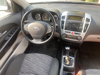 KIA Ceed 1.6 CRDi 2010 - 7