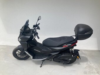 Aprilia SR GT 200 - 7