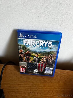 PS 4 PRO - 7