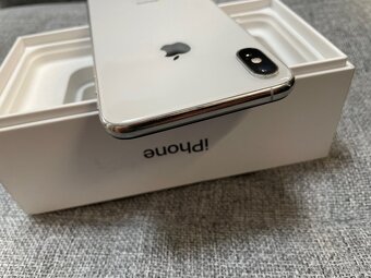iPhone Xs Max 64GB (nefunkčné Face ID) - 7