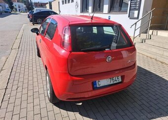 Fiat Grande Punto 1,2 i benzín manuál 51 kw - 7