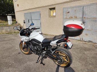 Yamaha FZ8 Fazer - 7
