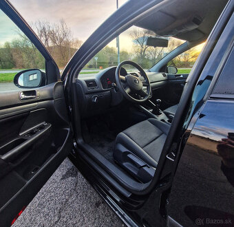 Volkswagen Golf 5 - výborný stav - 7