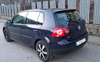 Volkswagen Golf 1.4 benzín - 7