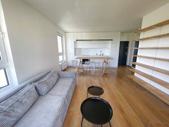 Nájom 2i byt, Pri Hrubej luke, Dúbravka,balkon,výťah,parking - 7