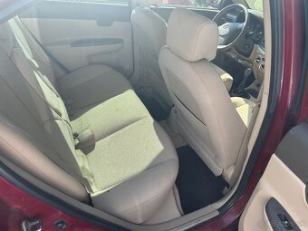 Hyundai accent 1.4 - 7