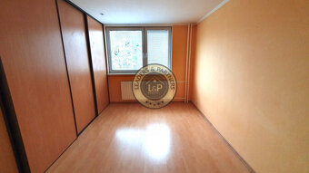 PREDAJ: 3 izb. byt 68 m2 + loggia Uherova ul. - 7