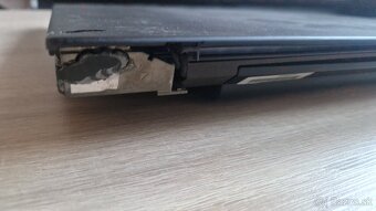 ThinkPad T440 funkcny - 4GB,320GB,WIN10, na nahradne diely - 7