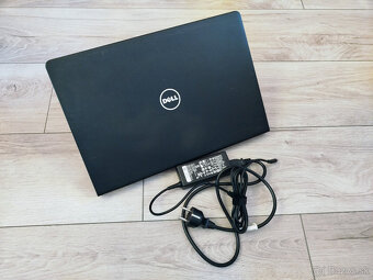 notebook Dell - 15.6", i3-6006u, 2x grafika, 8GB, 240GB SSD - 7