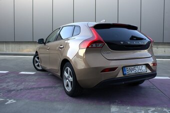 Volvo V40 D2 Powershift AT6 - 7
