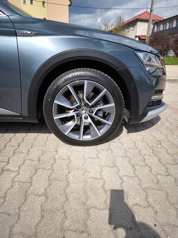 Škoda Superb Combi Scout 2.0 TDI 4x4 Panorama,Dsg, Webasto - 7