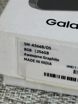 Samsung galaxy A56 256Gb - pekný stav - v záruke - 7