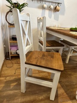 Kuchynský drevený stôl masívny so stoličkami - 7