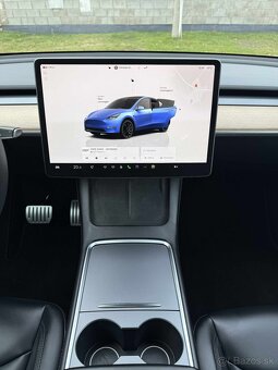 Tesla Model Y 82kWh Performance - 7