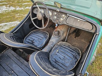 Triumph tr3 - 7