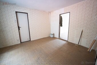 NA PREDAJ RODINNÝ DOM : RUŽOMBEROK - BIELY POTOK - 7