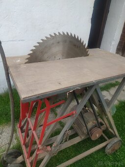 Predám cirkular s kosom a stolom - 7