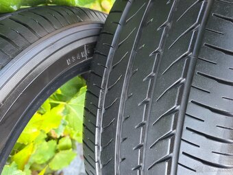 Predám letné pneu 215/50r17 - 7