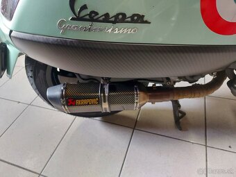 Vespa 200 GTS - 7