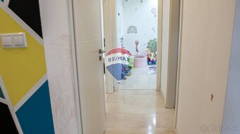 EXKLUZÍVNA PONUKA NA PREDAJ: Apartmánový dom s veľkým pozemk - 7