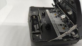 Panasonic RQ-X01 walkman - 7