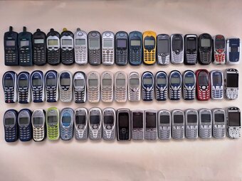 Staré Raritné Mobily do Zbierky Na diely Na súčiastky - 7