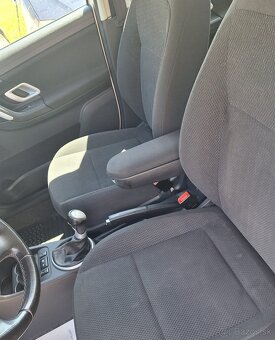 ŠKODA FABIA 1.4 16V ELEGANCE combi - 7