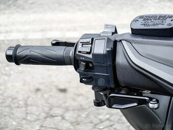 Yamaha TMAX 560 2022 - 7