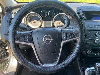 Opel Insignia 2.0 CDTI - 7