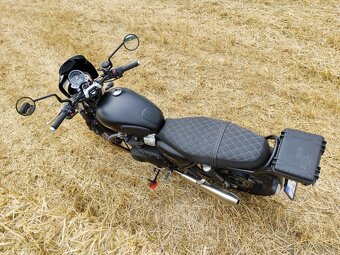 Triumph street twin 900 - 7