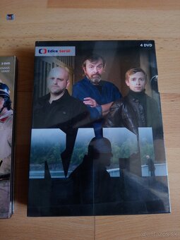 Originálne České DVD seriály: RAPL a NÁVŠTEVNÍCI - 7