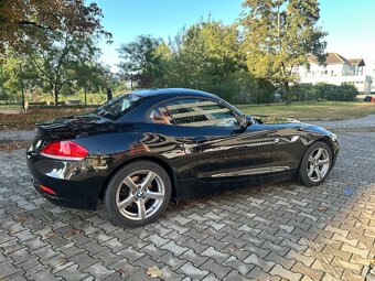 BMW Z4, 2.5i manuál sDrive - 7
