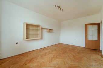 NA PRENÁJOM 3i BYT, M. NEŠPORA, HOLÍČ - 7