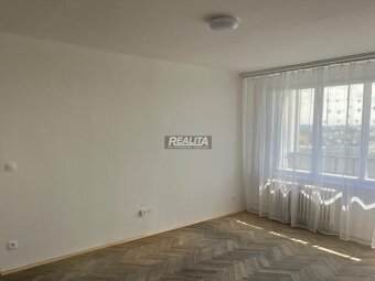 SVETLÝ 2-IZB. BYT, CENTRUM-STARÉ MESTO, BALKÓN - 7