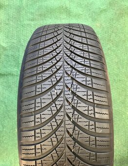 215/60 r17 celoročné GOOD YEAR 100H - 7