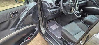 Toyota corolla verso 1.6 - 7