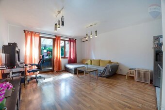 5-izbový rodinný dom s garážou v Kalinkove - 7
