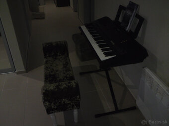 Klavír Yamaha E 453 - 7