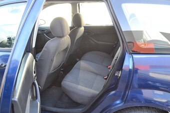 Ford Focus Kombi 1.6i 16V - 7