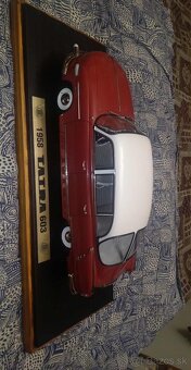 Predám model TATRA 603 DEAGOSTINI  1:8 - 7