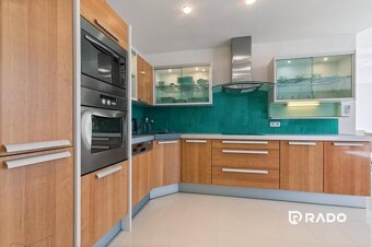 RADO | Staré Mesto | 5i byt 175 m² + 4 balkóny + možnosť 2×  - 7