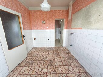 Rodinný dom s potenciálom len kúsok od centra - 7